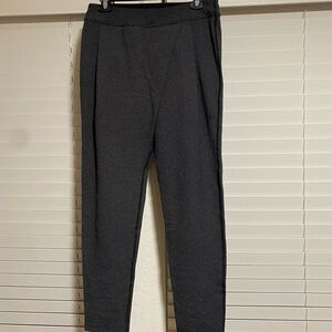 Lululemon Black Patterned Pleated Pull On Pants